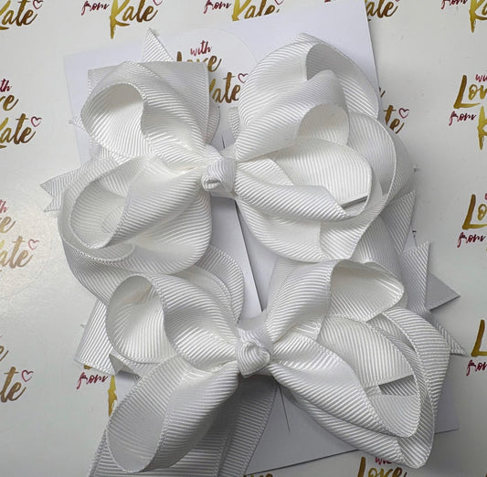 White double boutique stacked bow